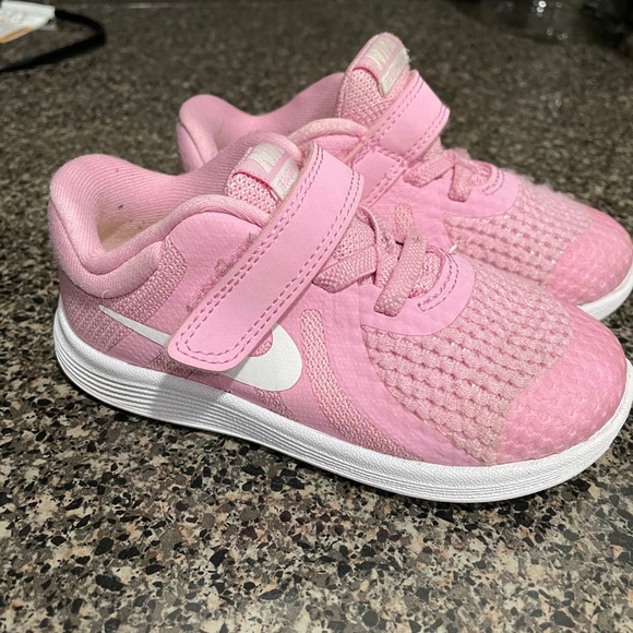 Nike Other - Girl shoes